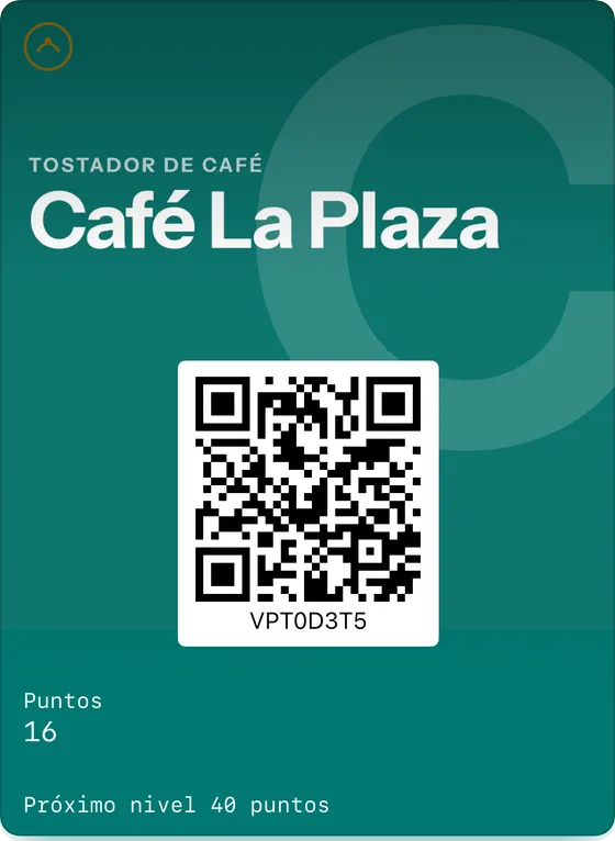Tarjeta de fidelización de gran formato en Apple Wallet con iOS 27: el nombre del comercio en grande, el saldo de puntos, el próximo nivel y el código QR.