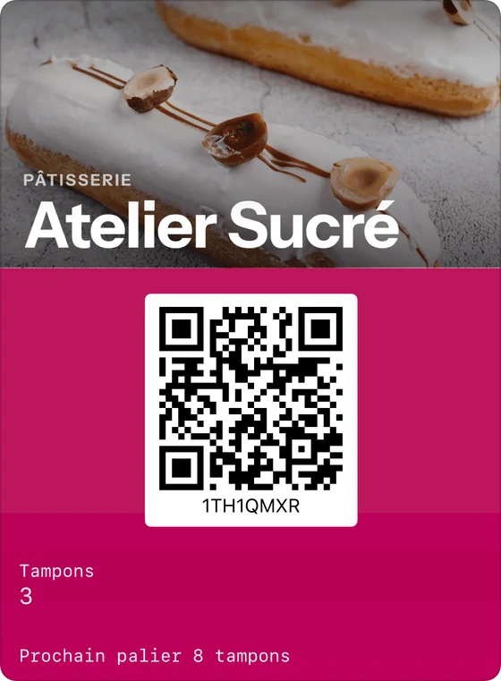 Exemple de carte de fidélité dans Apple Wallet : Atelier Sucré, pâtisserie, 3 tampons, prochain palier à 8 tampons.